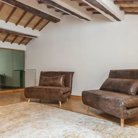1 Bd 1 Ba Spanish Steps Penthouse Appartement *