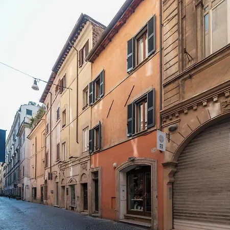 1 Bd 1 Ba Spanish Steps Penthouse Rome