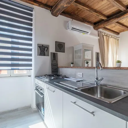 1 Bd 1 Ba Spanish Steps Penthouse